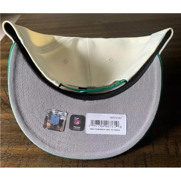 Philadelphia Eagles NFL White and Green Cap - Picture 5 of 7